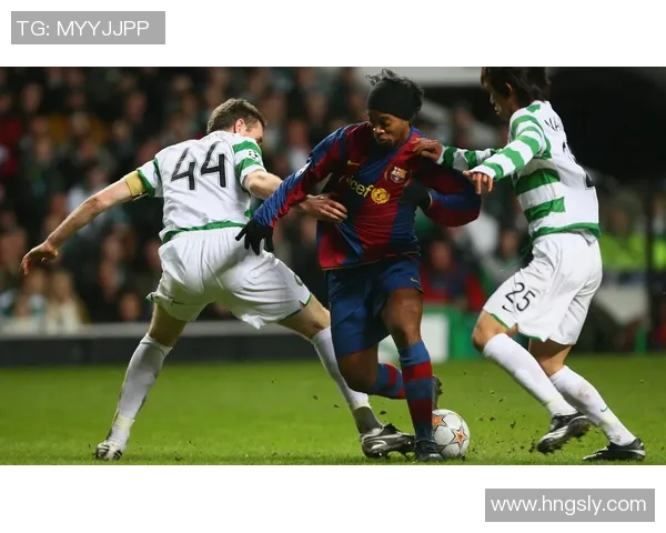 外国足球明星过人技巧解析与精彩瞬间回顾